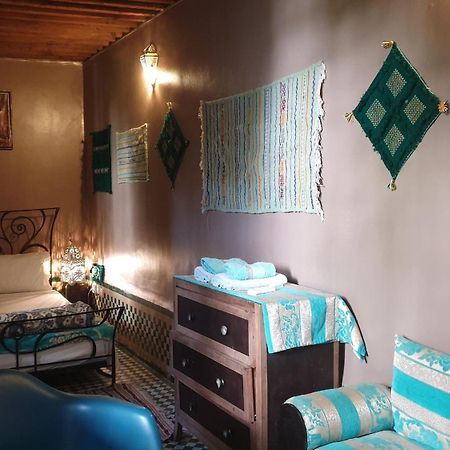 R'Mila Medina Fez Hotel Buitenkant foto