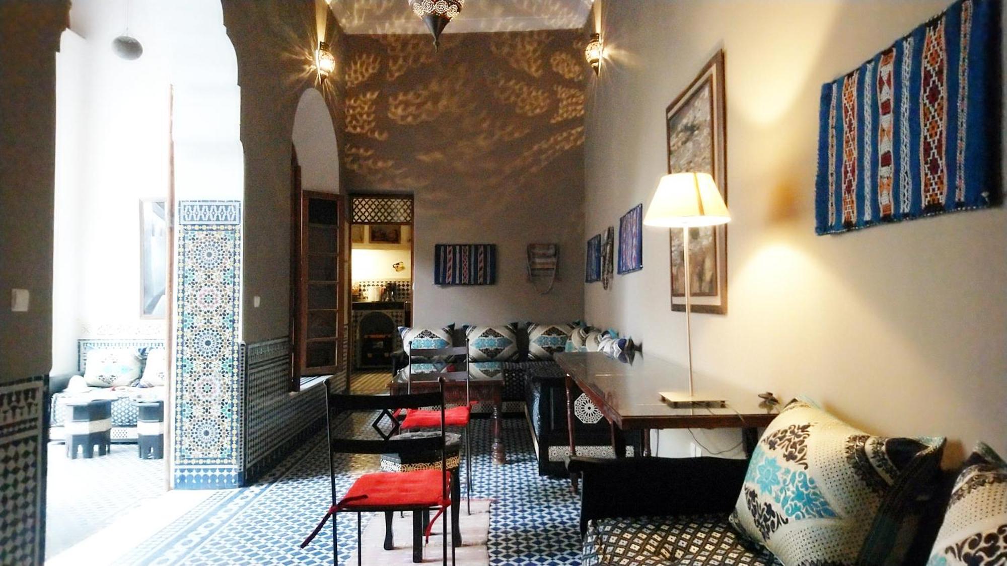 R'Mila Medina Fez Hotel Buitenkant foto