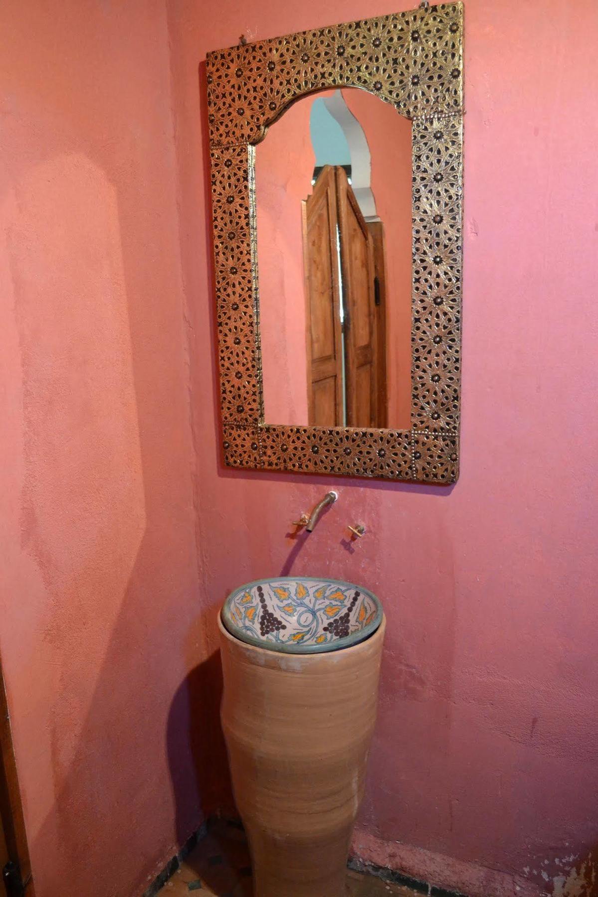 R'Mila Medina Fez Hotel Buitenkant foto