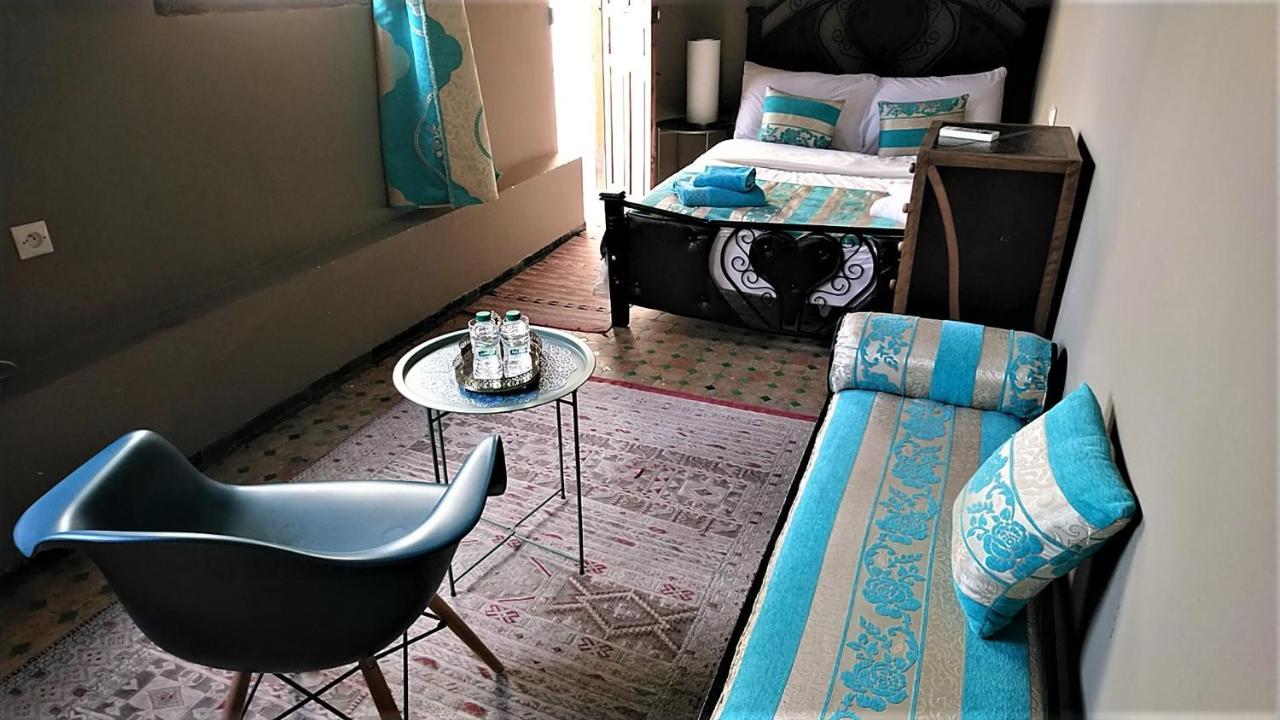 R'Mila Medina Fez Hotel Buitenkant foto